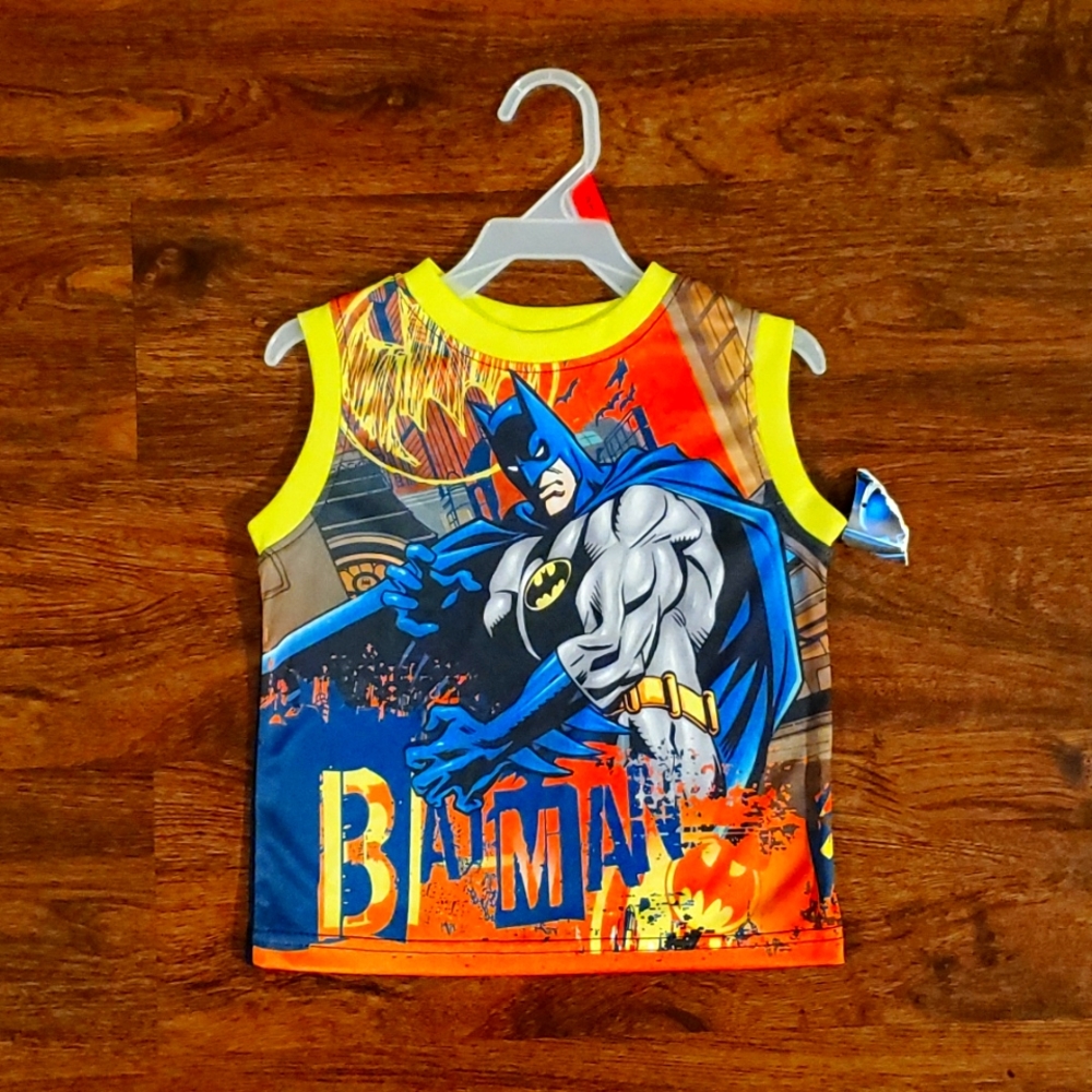 Marvel Super Hero Shirts 2T NWT